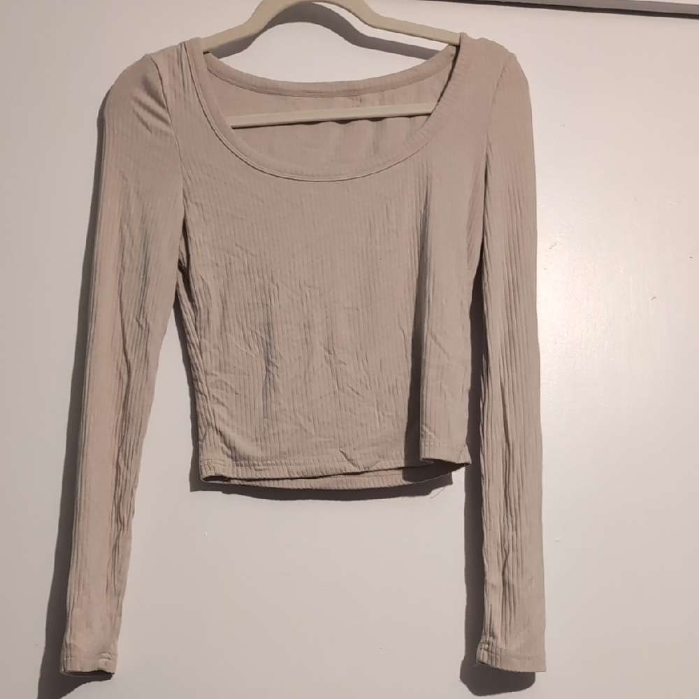 Cropped Long Sleeve Top